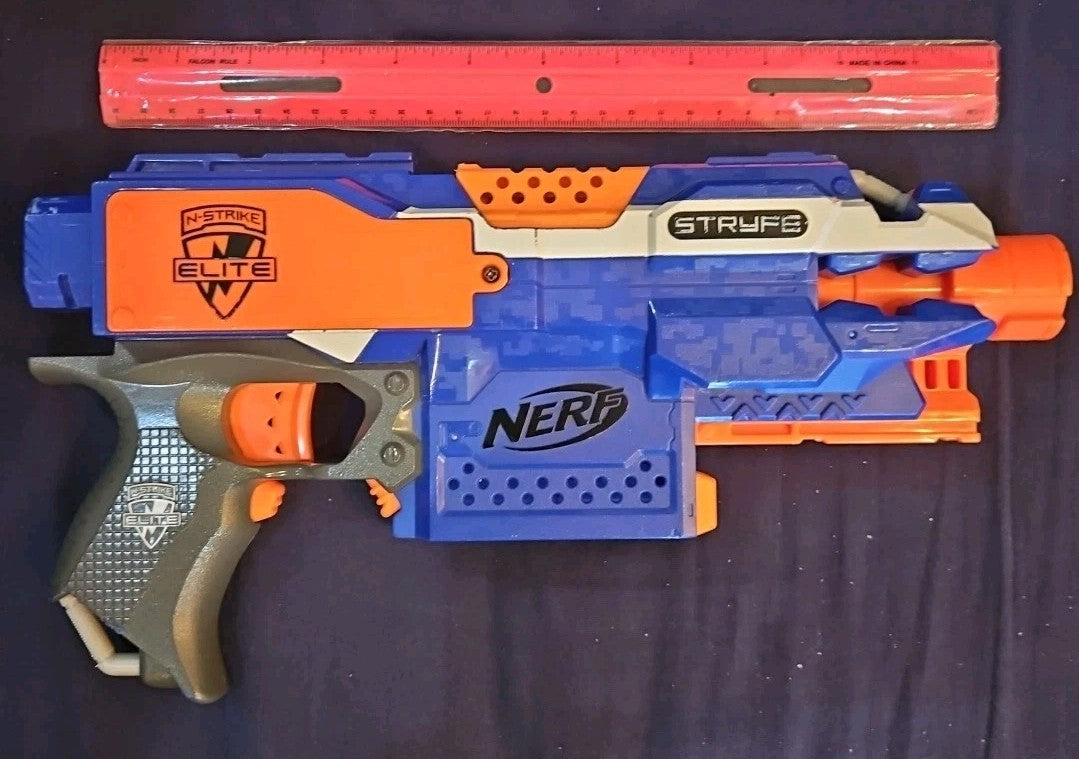 Nerf Stryfe N-Strike Elite Motorized Blaster W/ Removable Stock And Grip. Tested