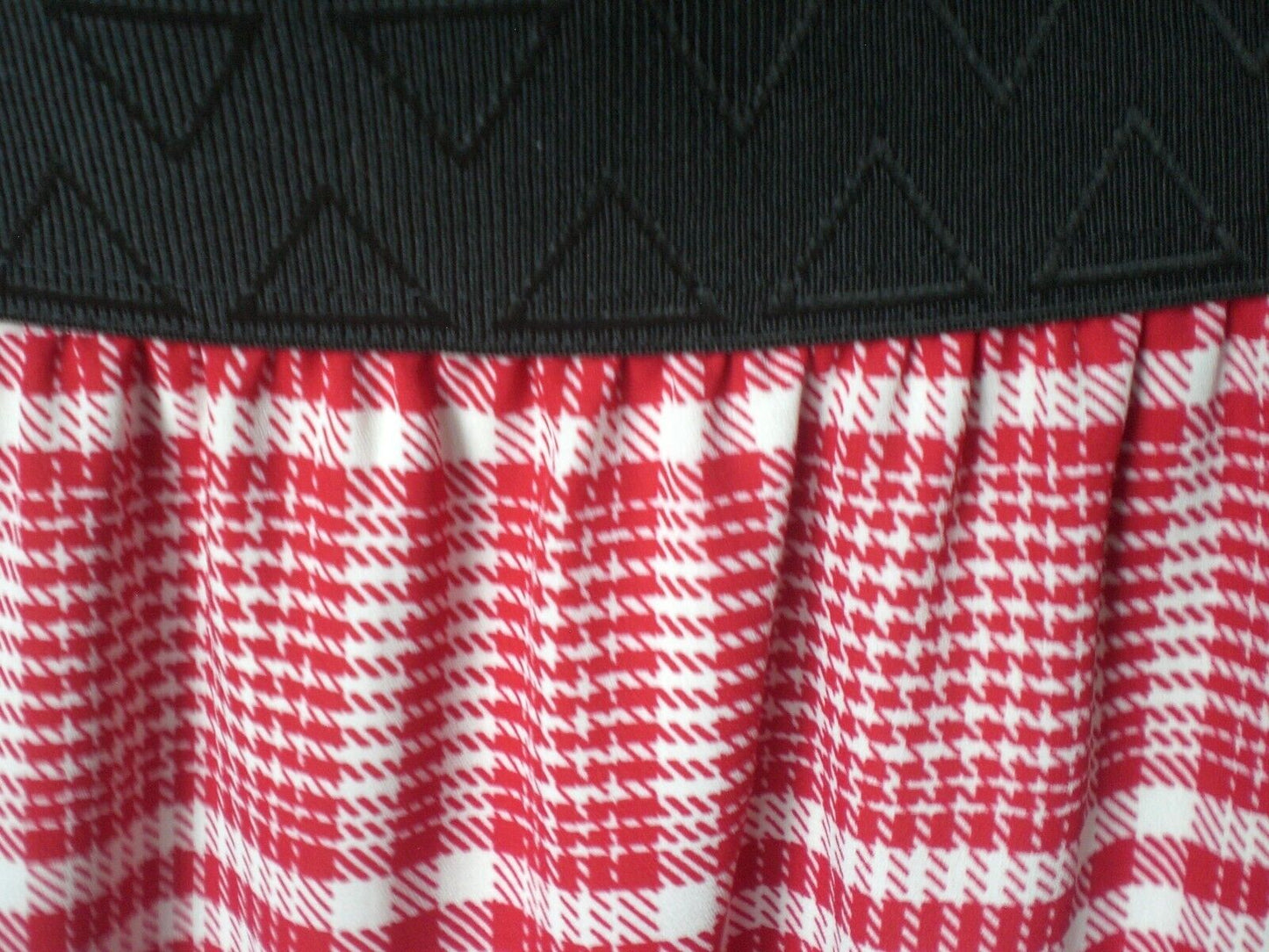 NWT LuLaRoe Red White Plaid Lola Skirt SMALL