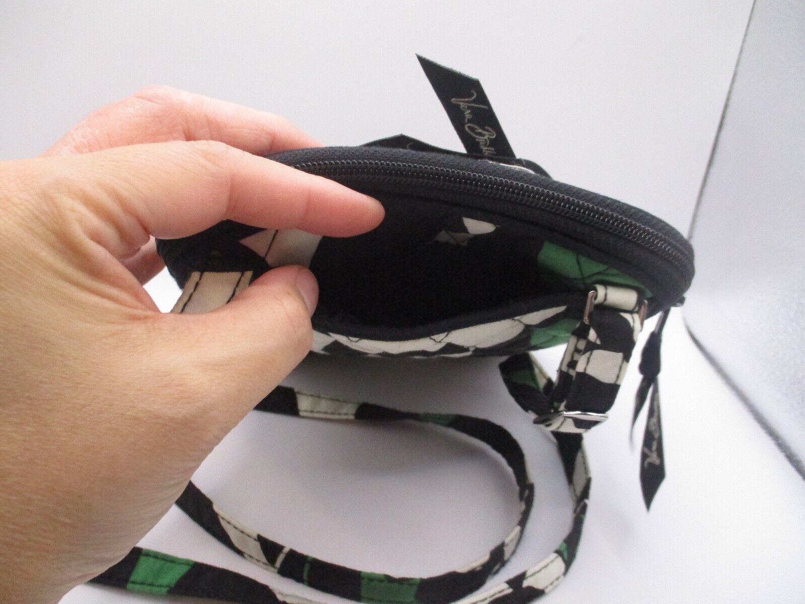 Vera Bradley Crossbody Hipster Purse Imperial Rose Black Green Ivory