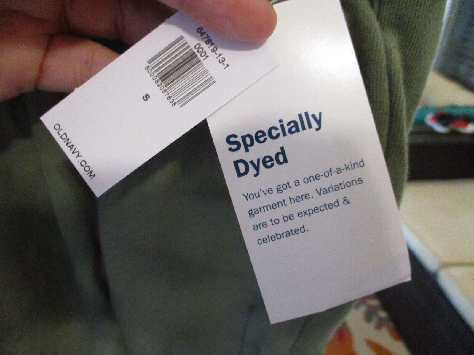 NEW with Tags Old Navy Dyed Green Joggers Sweatpants SMALL