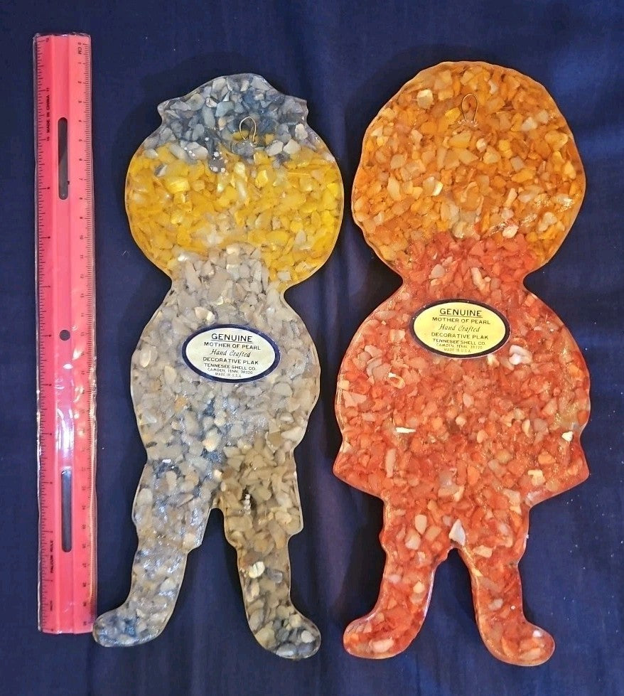 Tennessee Shell Co. vintage Mother of Pearl Raggedy Ann & Andy