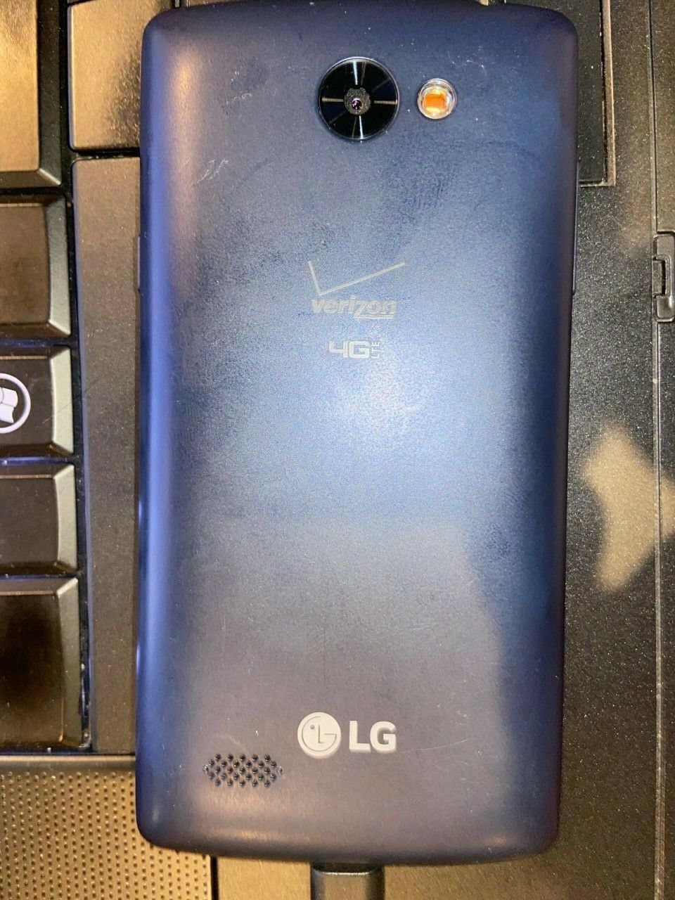 LG Lancet VS820 - 8GB - Black (Verizon) Smartphone Windows Phone 8.1