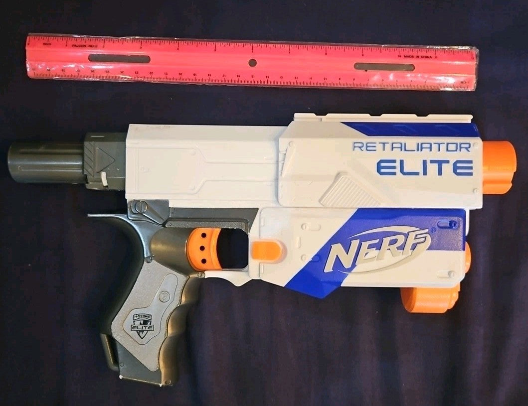 Nerf Retaliator Elite Blaster W/ Removable Stock And Suppressor + Magazine