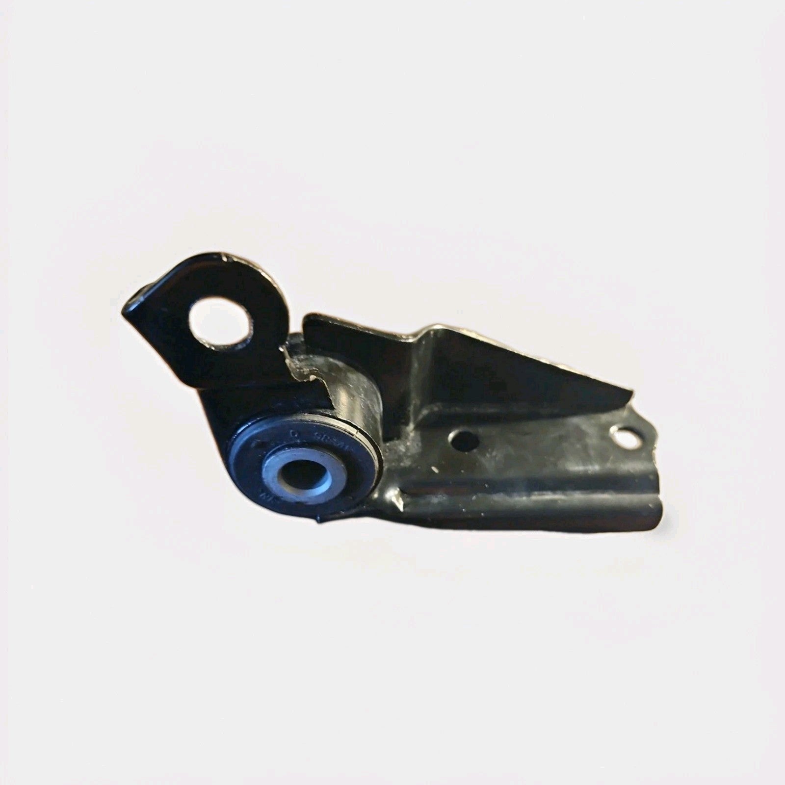Rear Lower Engine Mount 1PC For Toyota Yaris 19-06 1.5L 12364-21020, 1NZ-FE Eng.