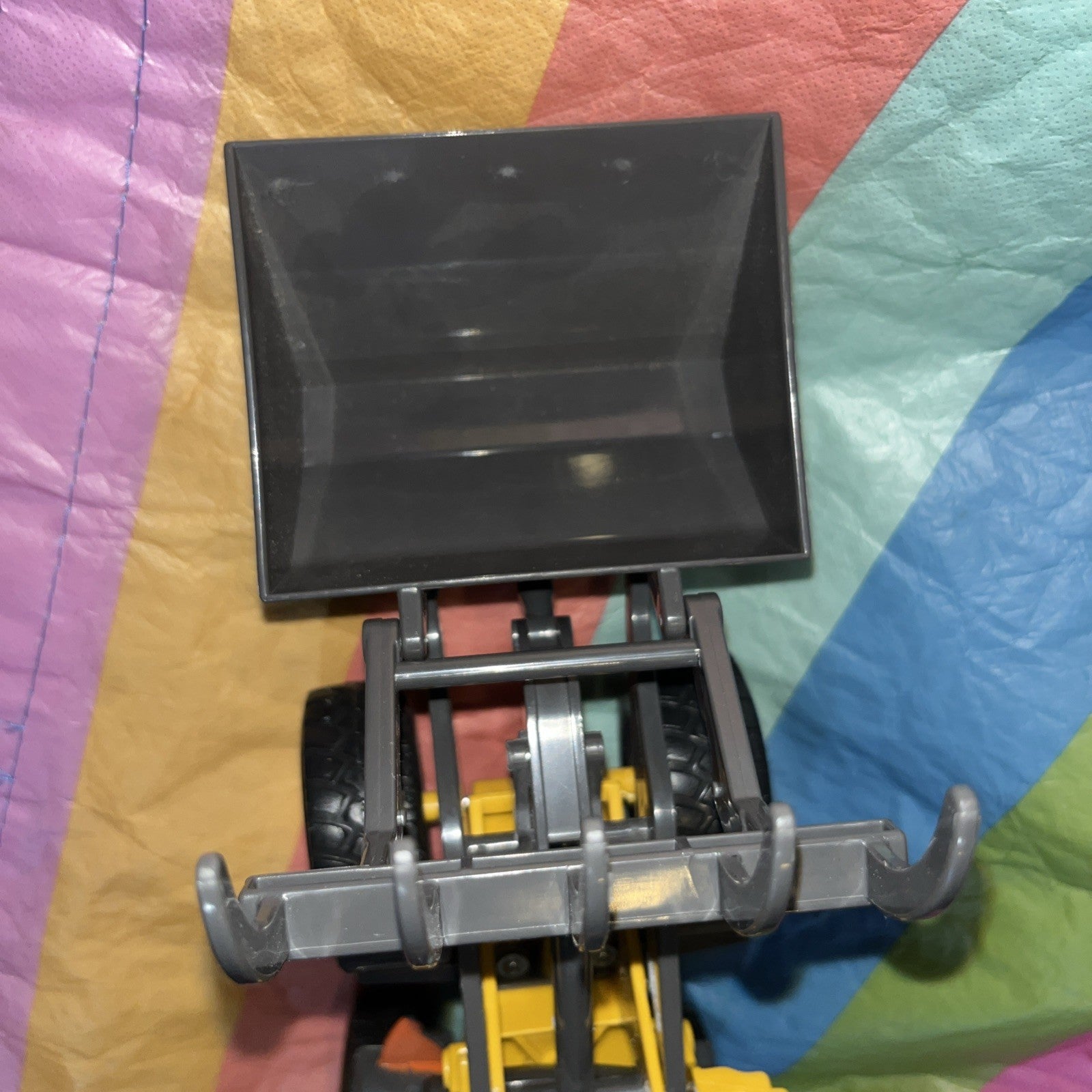 VOLVO ELECTRIC L25 FRONT END LOADER LOOSE PLASTIC NEW RAY NR1 ARTICULATED SCOOP.