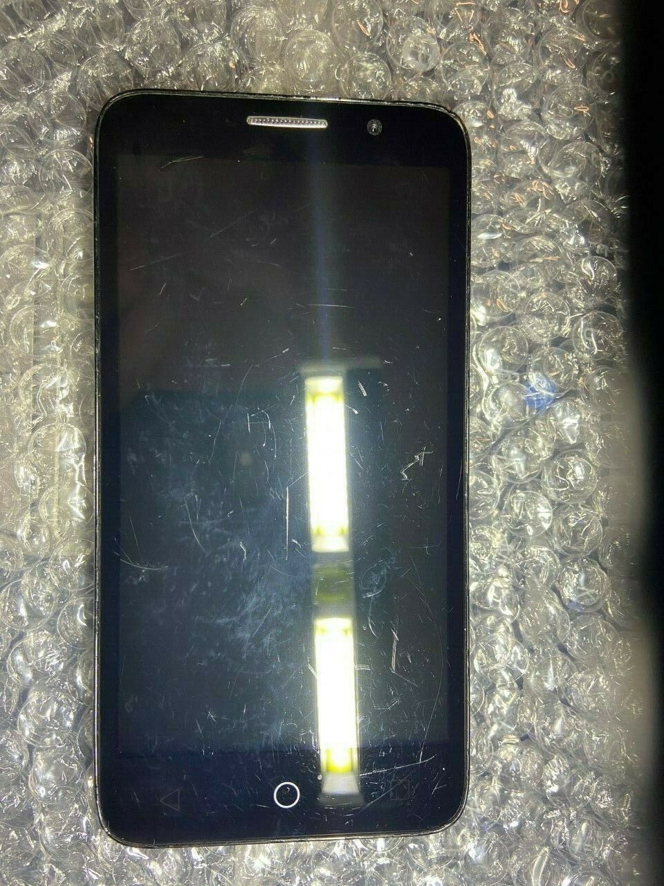 Choose Flip / Slider / Smart / Bar / Tablet / CDMA or GSM Phone.  For Parts Only