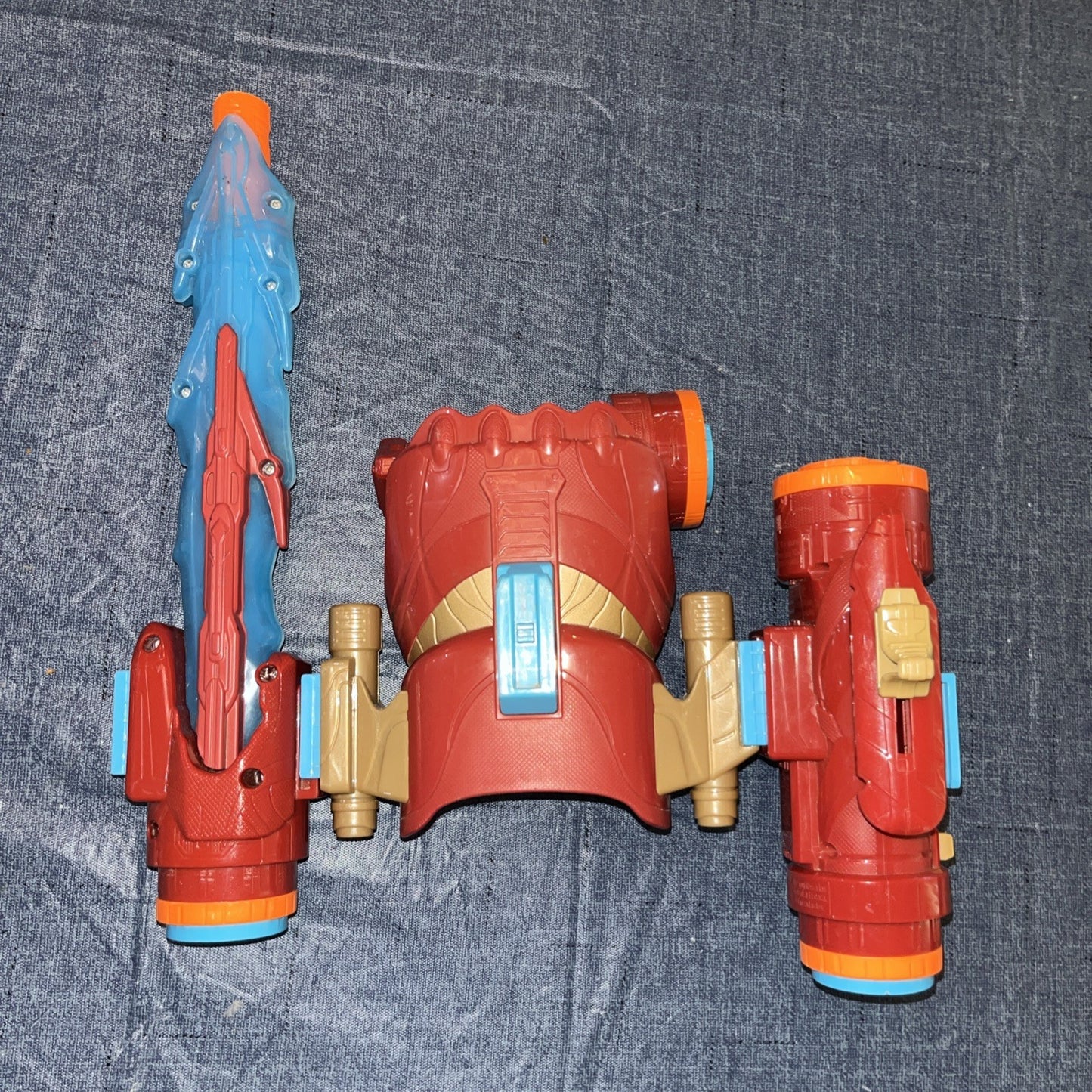 Marvel Avengers: Infinity War Nerf Iron Man Assembler Gear. 