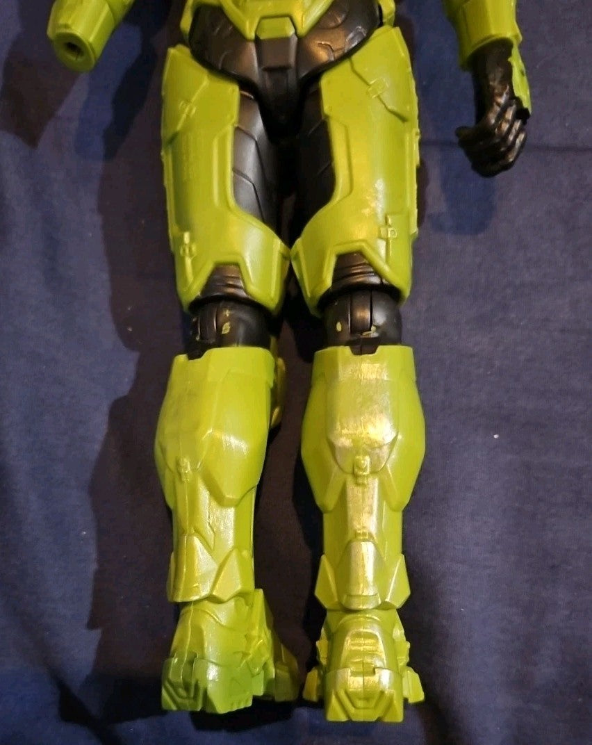 Halo Figure 12" See Pictures. Missing Left Hand