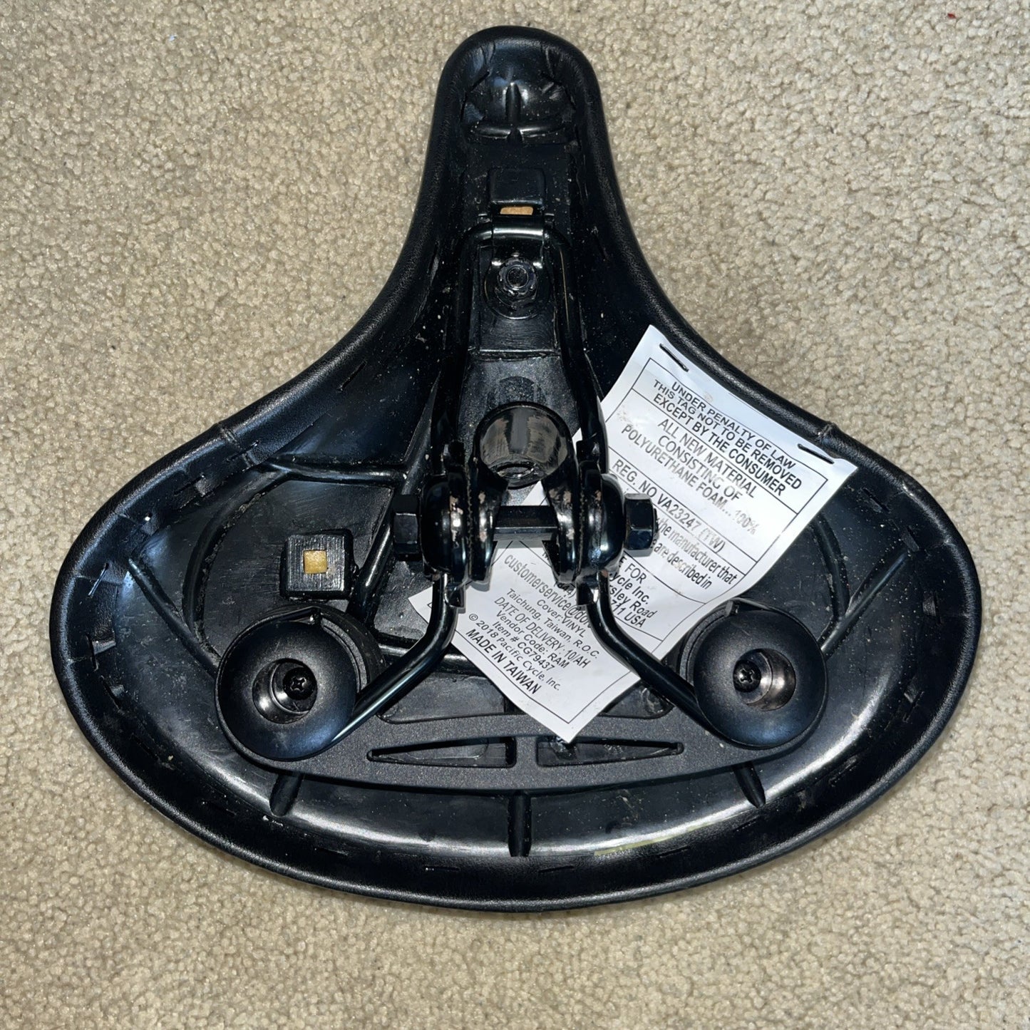 Cruiser Saddle Bike Seat Comfort Foam Black - Max Padding by Charge Spoon