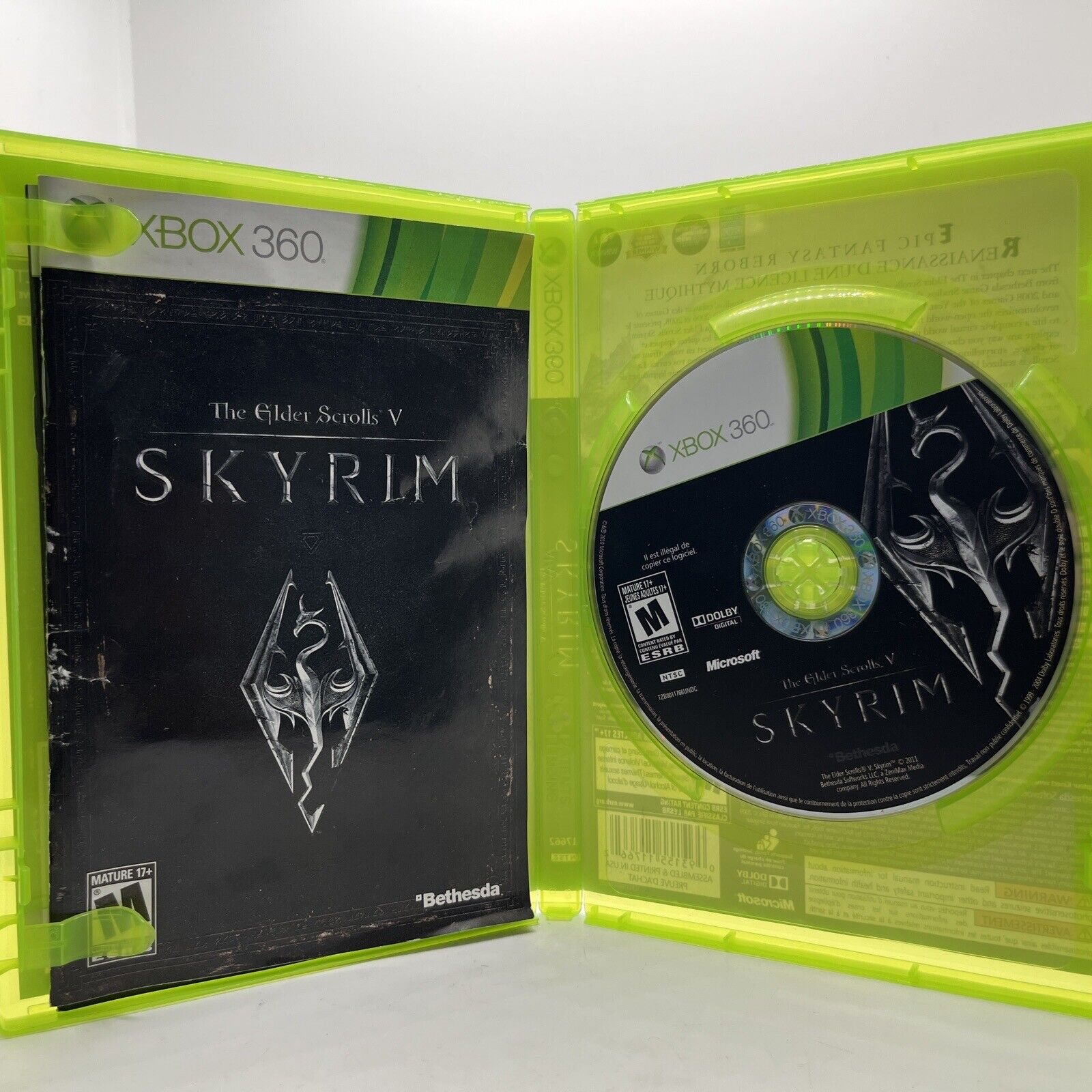 The Elder Scrolls V: Skyrim (Microsoft Xbox 360, 2011) Platinum Hits (CIB)