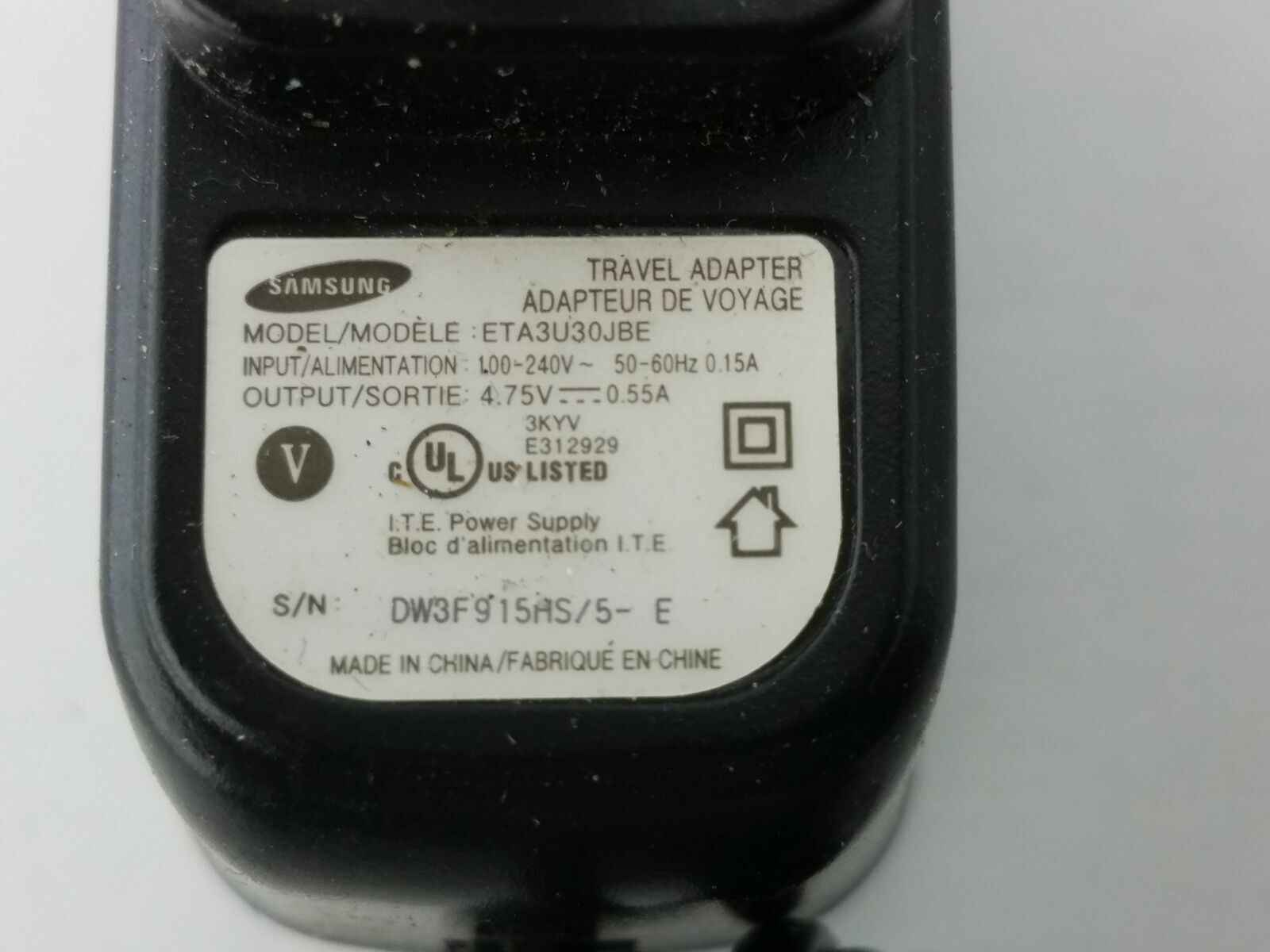 Samsung ETA3U30JBE 100-240VAC 4.75VDC 550mA Micro USB WorldwideTravel Charger
