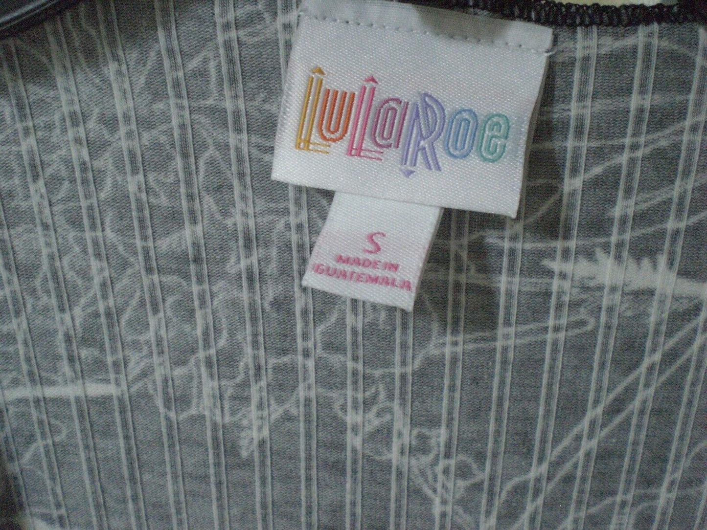 NWT LuLaRoe Shirley Kimono Charcoal and White Floral SMALL