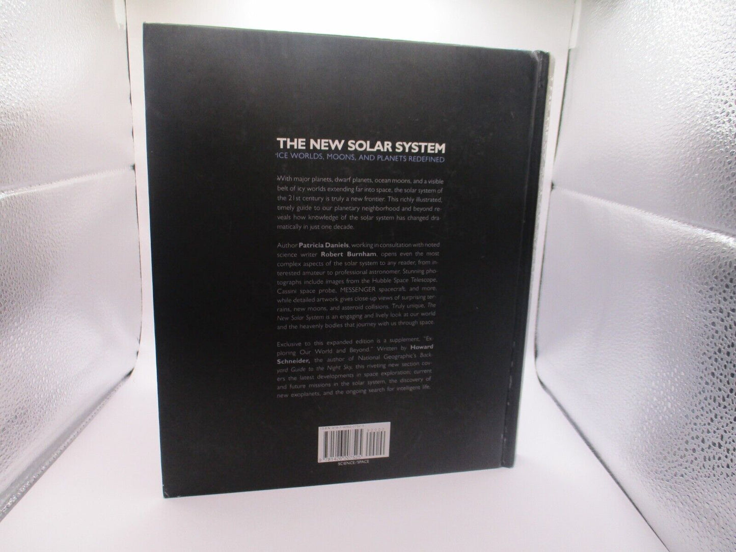 The New Solar System : Ice Worlds, Moons, and Planets Redefined by Patricia...