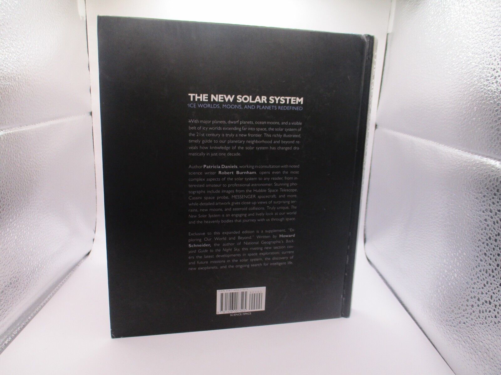 The New Solar System : Ice Worlds, Moons, and Planets Redefined by Patricia...