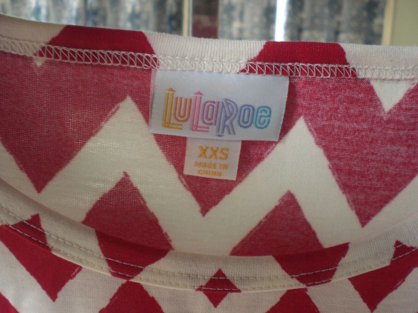 NWT LuLaRoe Irma Shirt Top Blouse Tunic Red and White Chevron XXS