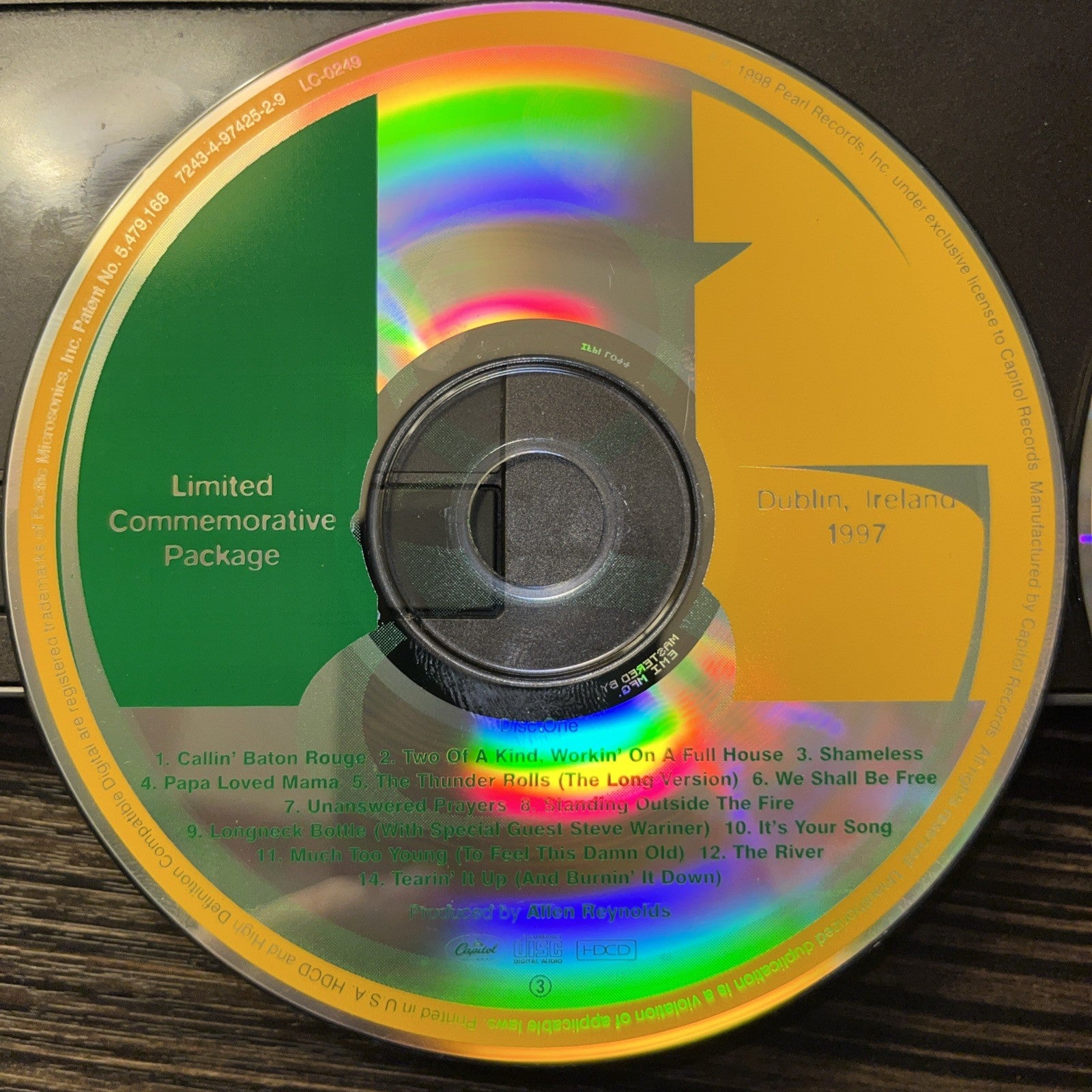 Garth Brooks Dublin, Ireland 1997 Limited Commemorative Package (2 CD)
