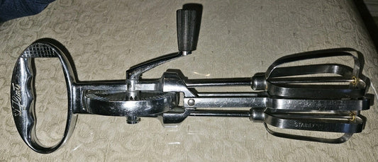 EKCO Flint Hand Mixer 1946-1952 Vintage/Rare. All Stainless + "Arrow" Logo