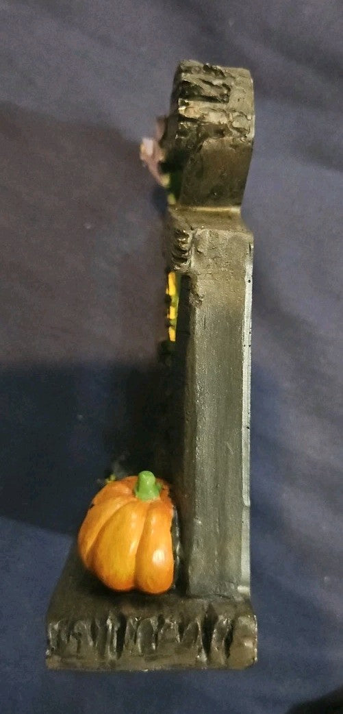 Halloween Bat Pumpkin Black Cat Spooky Door Figurine 5.25" x 4.25" x 2"