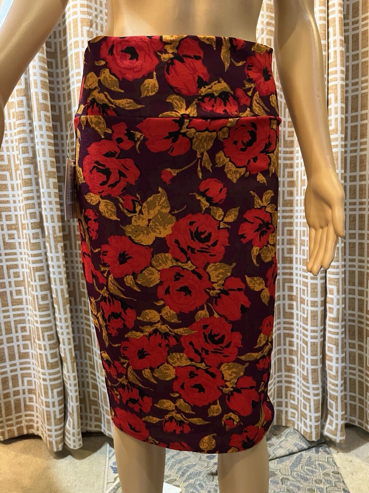 Lularoe Cassie Pencil Skirt Small (NWT) New