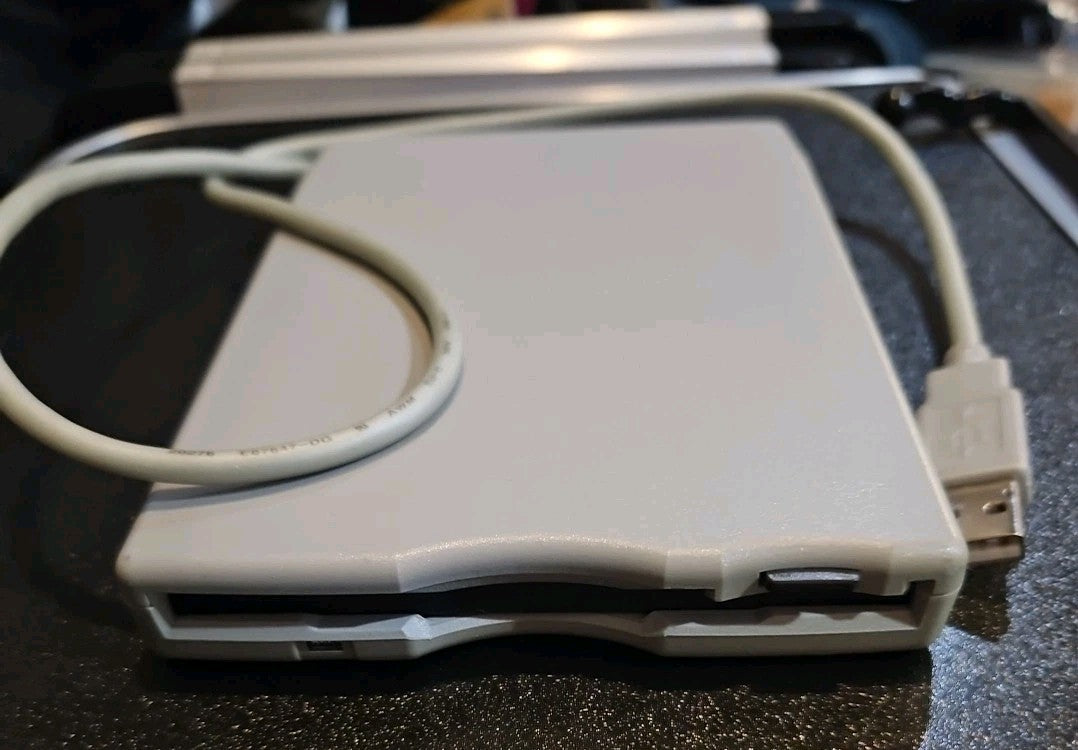 USB 2.0 3.5 inch Portable External Floppy Disk Drive 1.44Mb Reader For PC Laptop