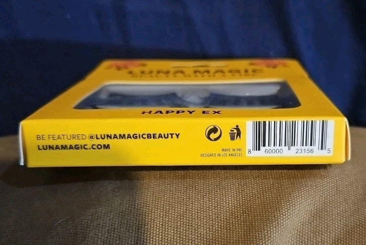 Luna Magic Beauty With A Vibe ~ False Eyelashes ~ Happy Ex  ~ NEW