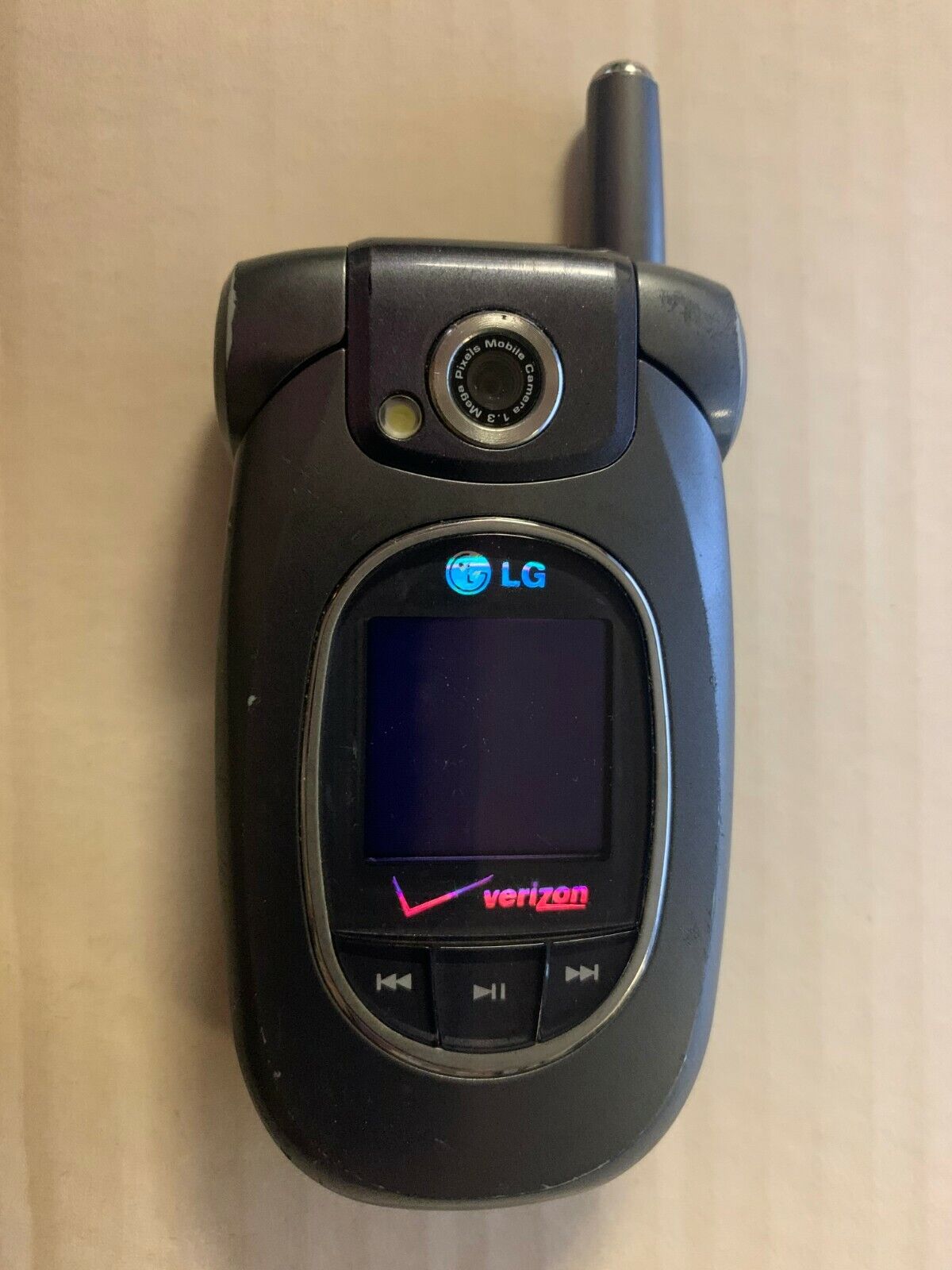  LG VX 8300 (Verizon) Cellular Phone !! For Parts Only !! 