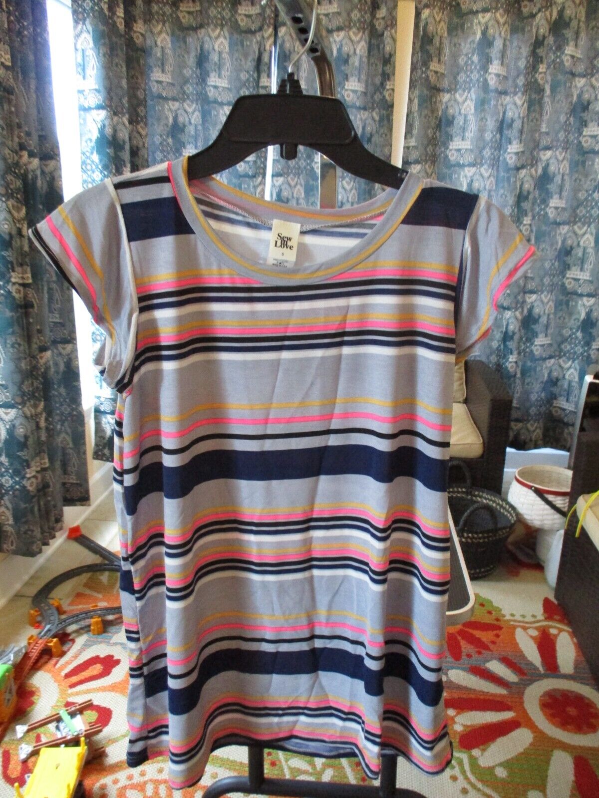 Sew in Love Stripe Flutter Short Sleeve Blouse Size SMALL