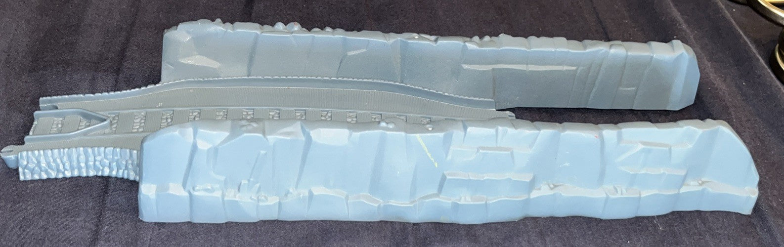 Thomas Friends Trackmaster Risky Rails Bridge Drop Replacement Piece E Pass Wall