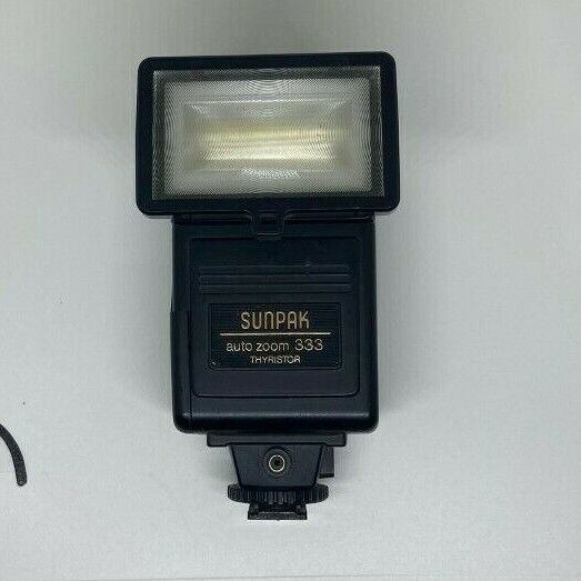 Sunpak Auto Zoom 333 Thyristor Flash