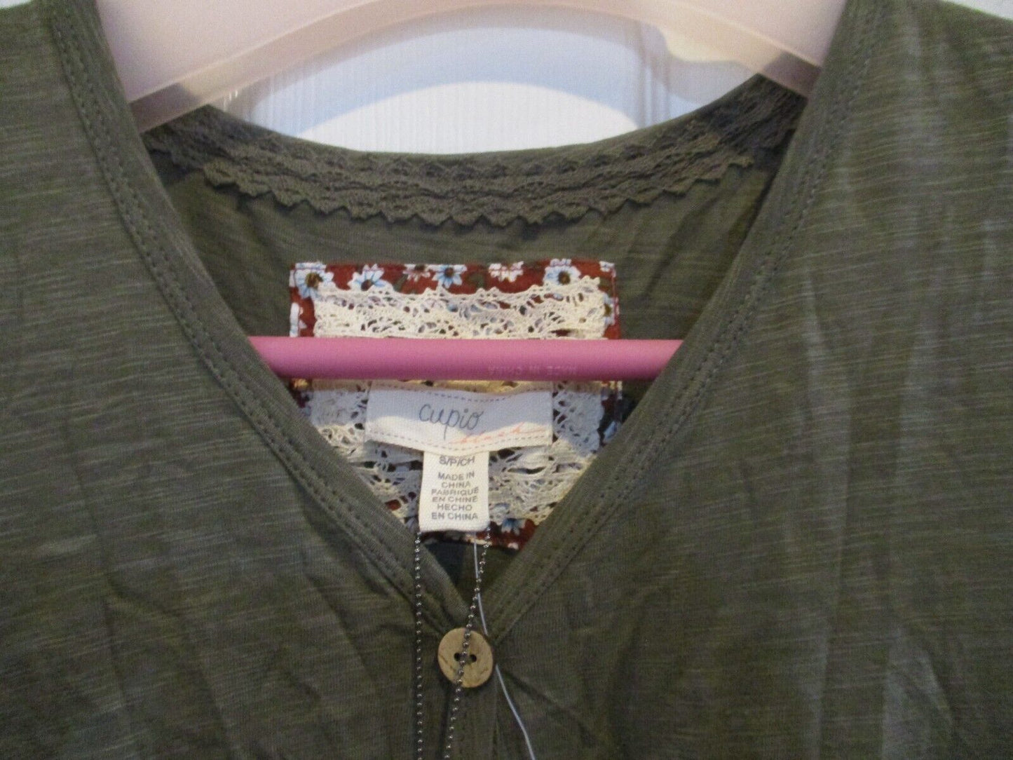 NWT Cupio Blush Olive Green Flutter Sleeve Top Small