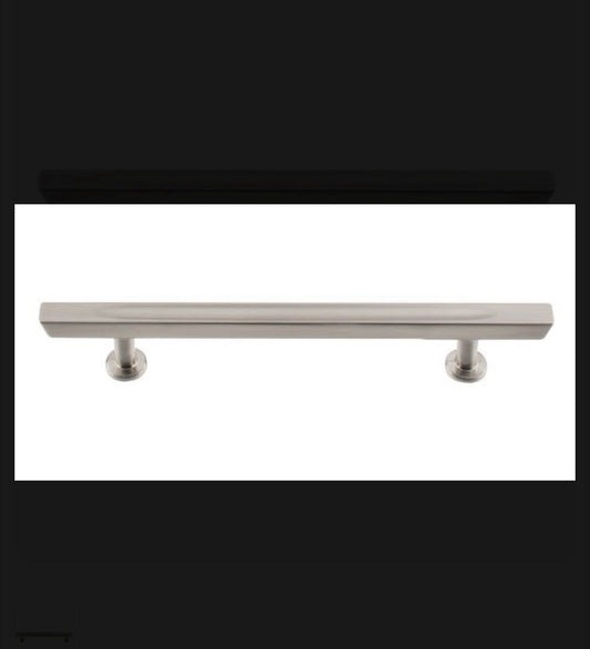 Atlas 415-BRN Conga Pull 5 1/16 Inch (c-c) - Brushed Nickel