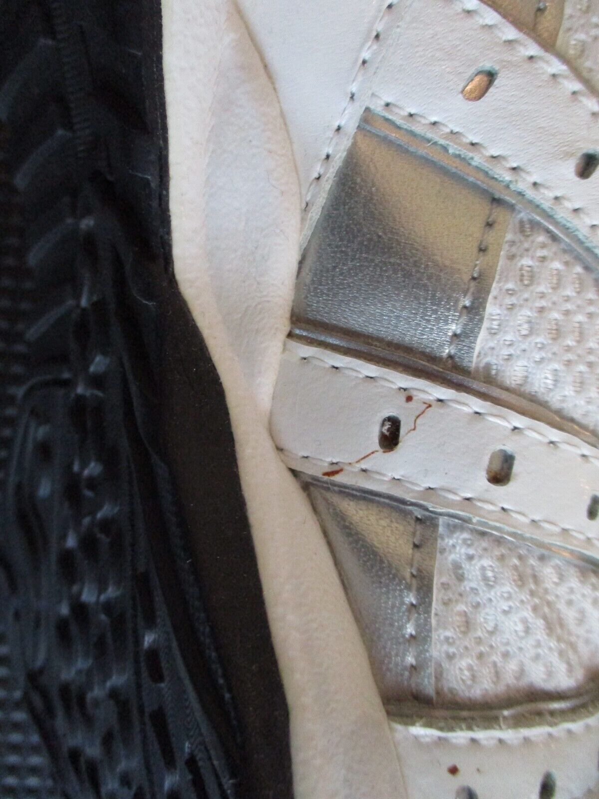 Adidas Vibe Surround White Sneakers Shoes Size US 8.5