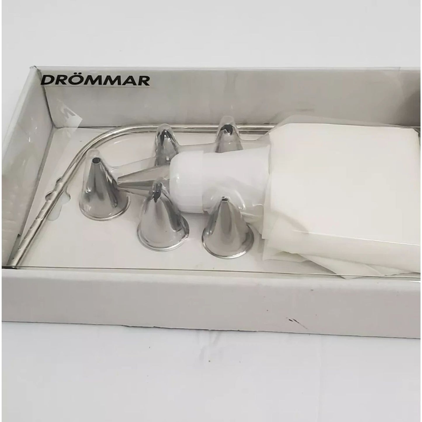 IKEA Cake Decorating Kit Drommar 501.330.50 Tips Spatula Leveling Tool Pipe Bag