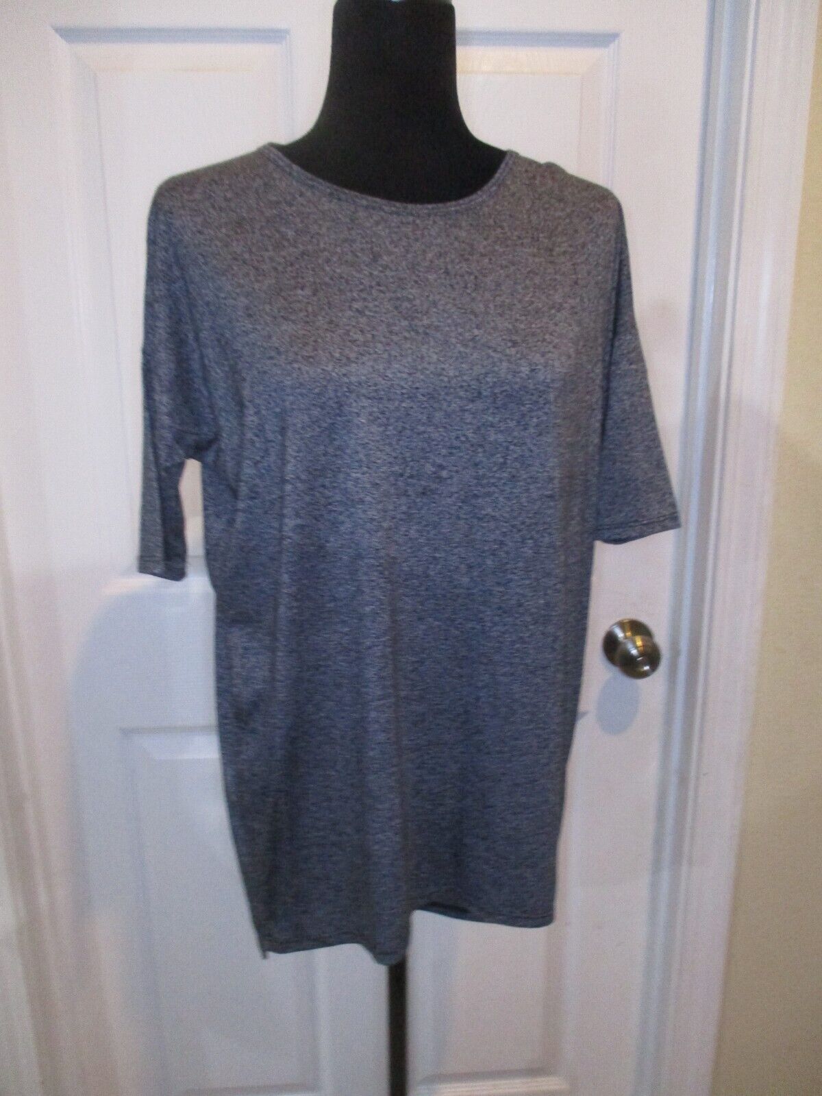 LuLaRoe Irma Heathered Gray Tunic XXS NWOT