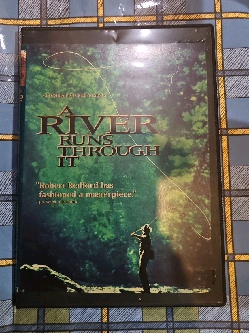 A River Runs Through It (DVD, 1992) Tested slim case cropped artwork.