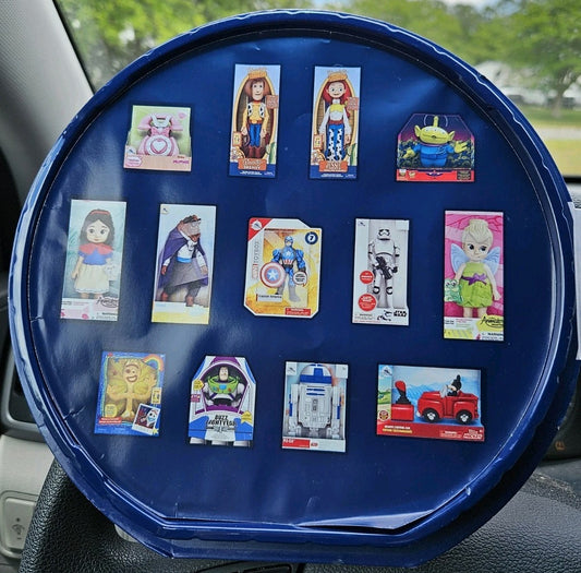 ZURU 5 Surprise Mini Brands! Collector’s Case - Disney Store Edition