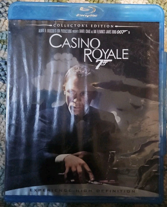 Casino Royale (2006) (Blu-ray, 2006) Tested. Artwork Damage. 