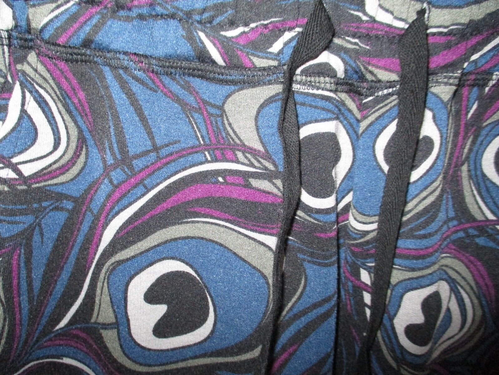 LuLaRoe Jax SMALL NWOT Blue Black Purple and Gray Peacock Joggers Sweatpants