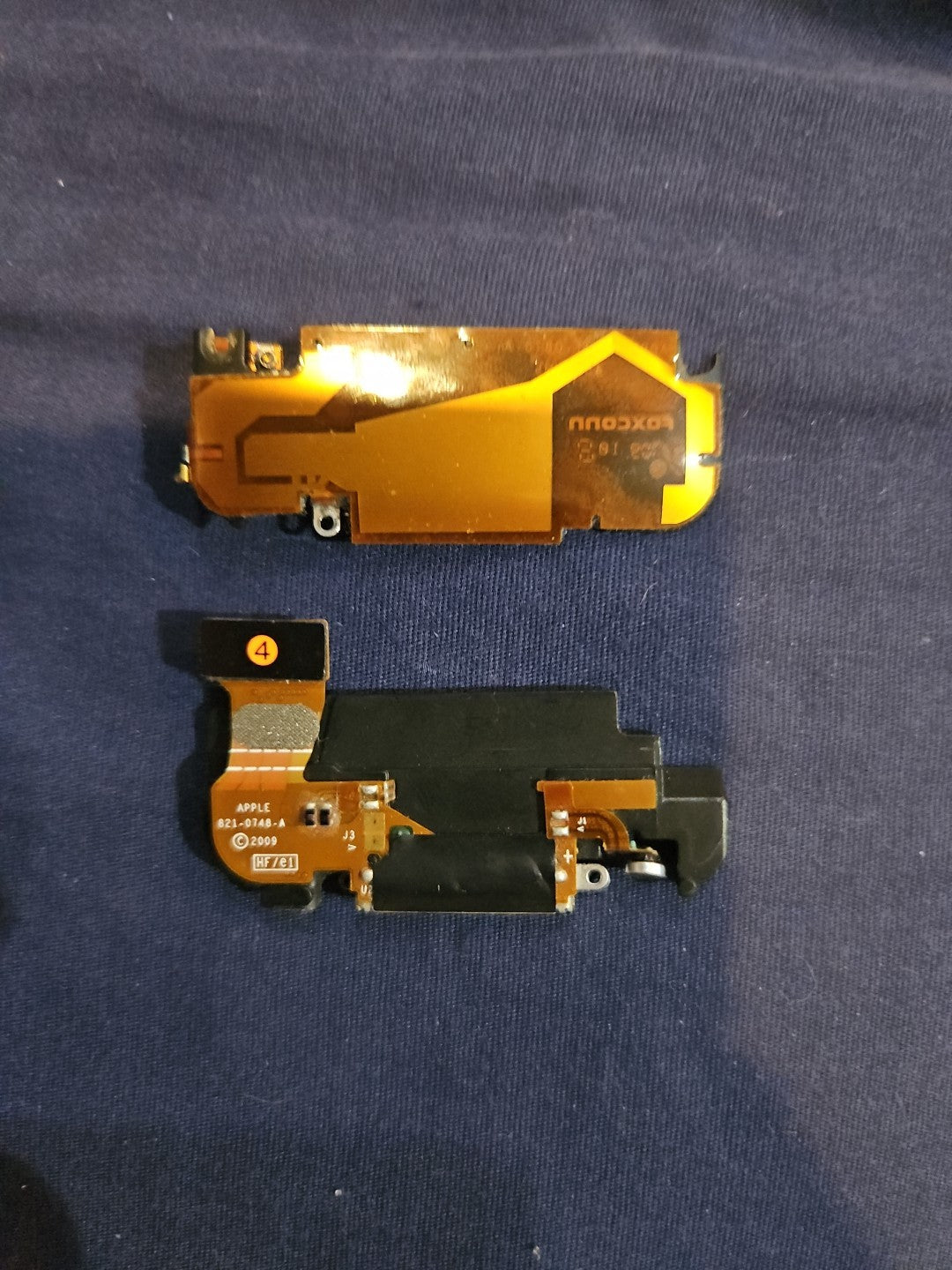 iPhone 3G Charging Port