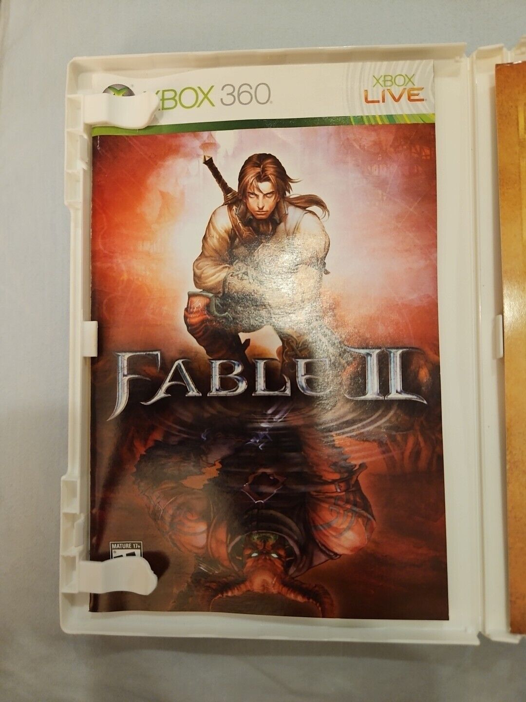 Fable II  (Xbox 360) With manual. Tested