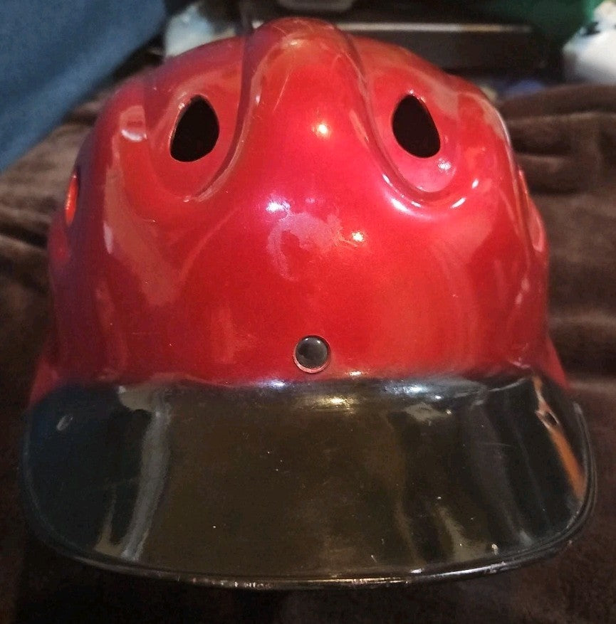 Wilson Black/Grey youth batting helmet.  Model #A5255 Size 6 1/8 to 7 1/4