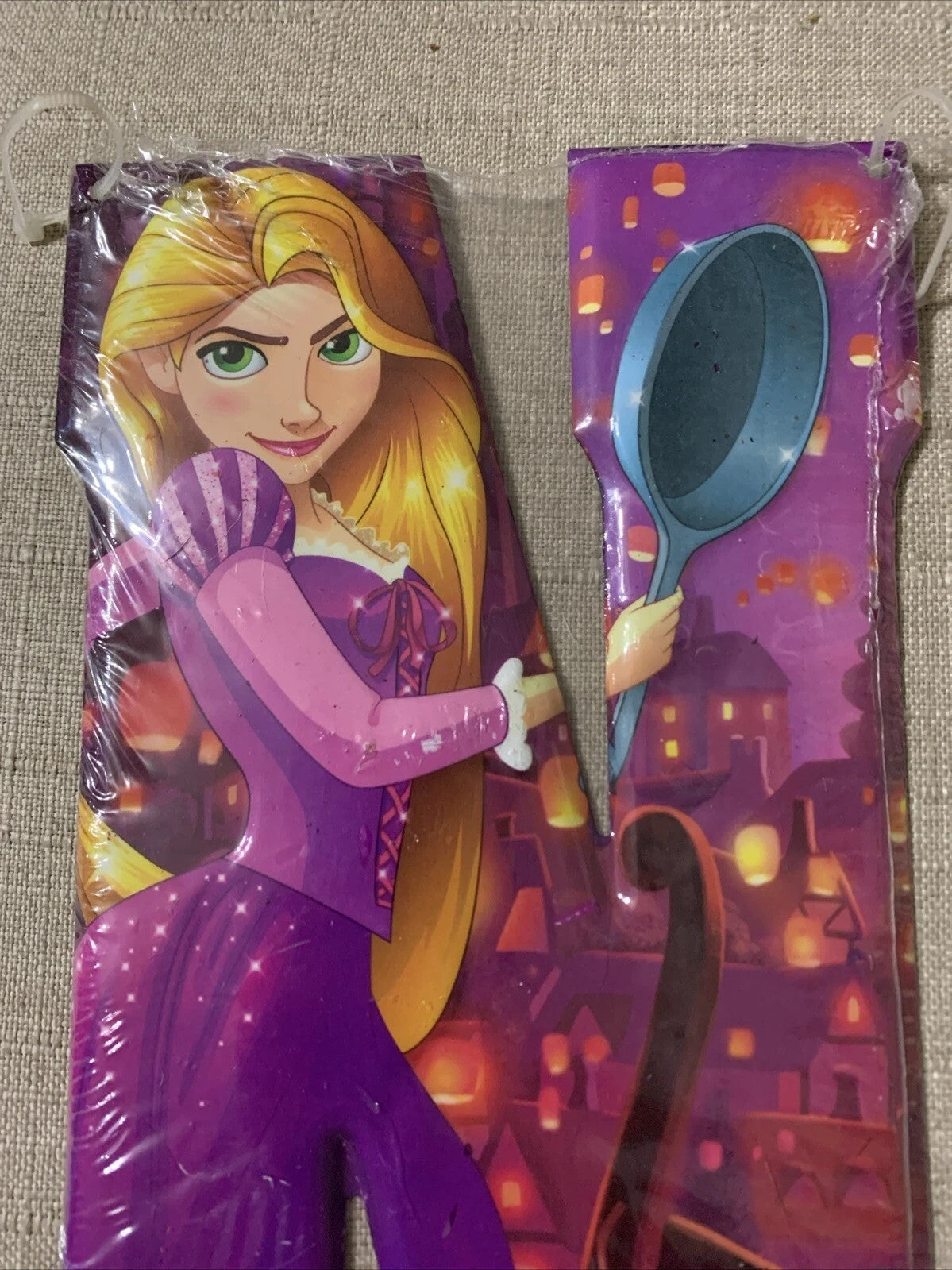 Disney Princess Rapunzel Decor Wall Sign Dimensional Letter "N" Metal Tin