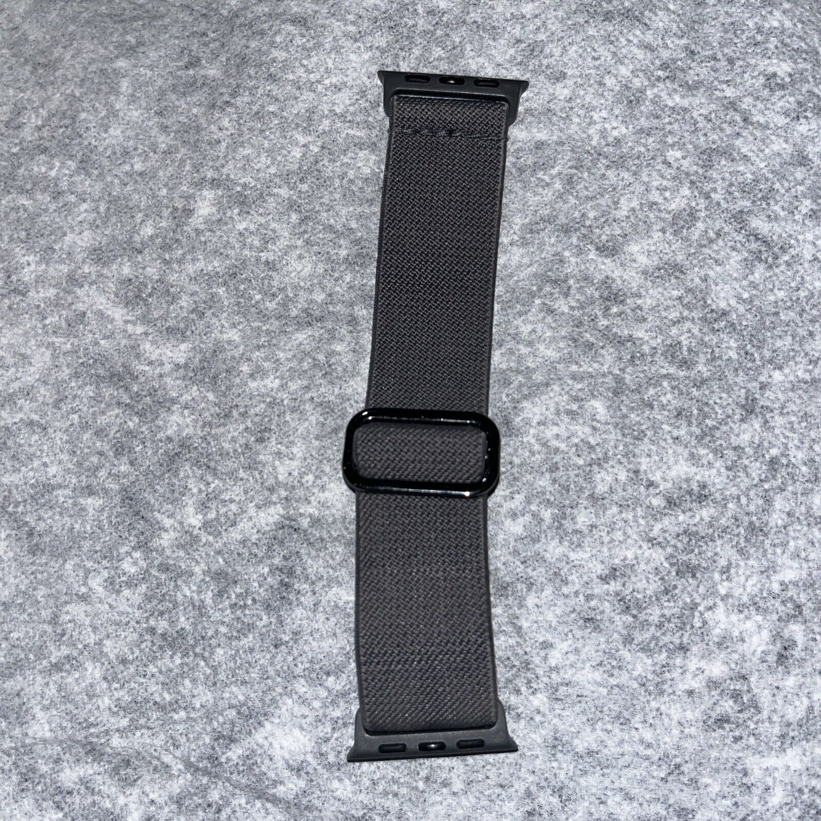 Apple Watch band stretchable. Fits series 456789 and SE. Fits 38 mm. 40 mm 41mm