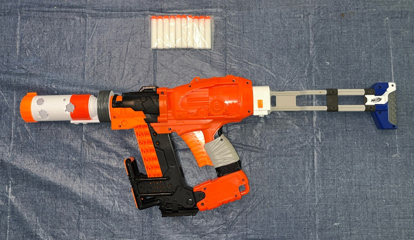 Nerf Zombie Strike Nail biter W/ Muzzle Suppressor and Folding Stock W/10 Darts