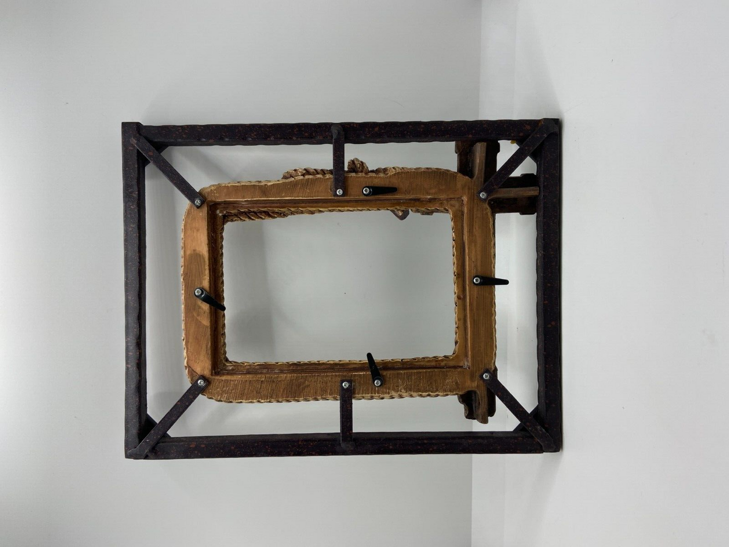 Western Rope Horseshoe Cross Metal Resin Frame  for 4" x 6" Picture