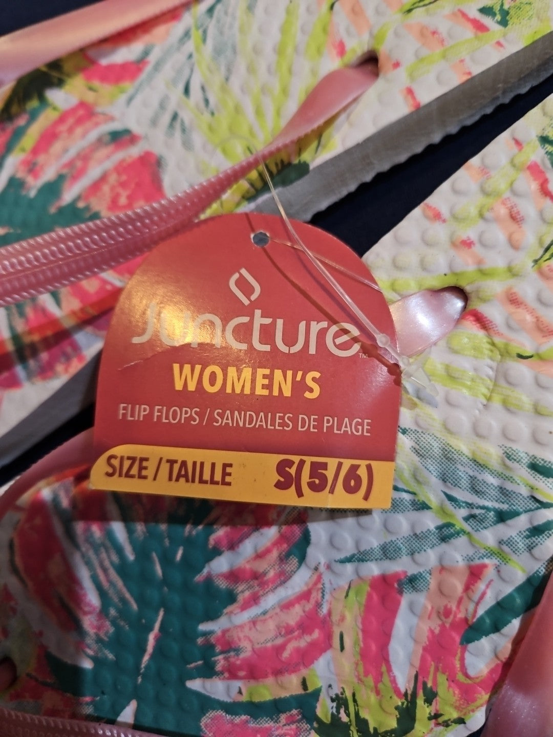 Women’s Juncture Flip Flops  Small (5/6) New!