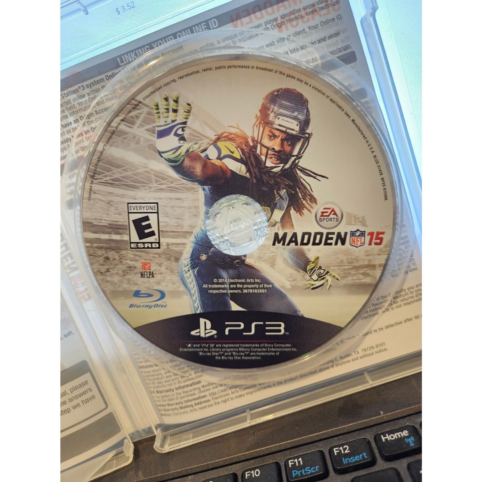 Madden NFL 15 (PS3). Worn Coverart. Tested. New Case. Tested. No scratches.