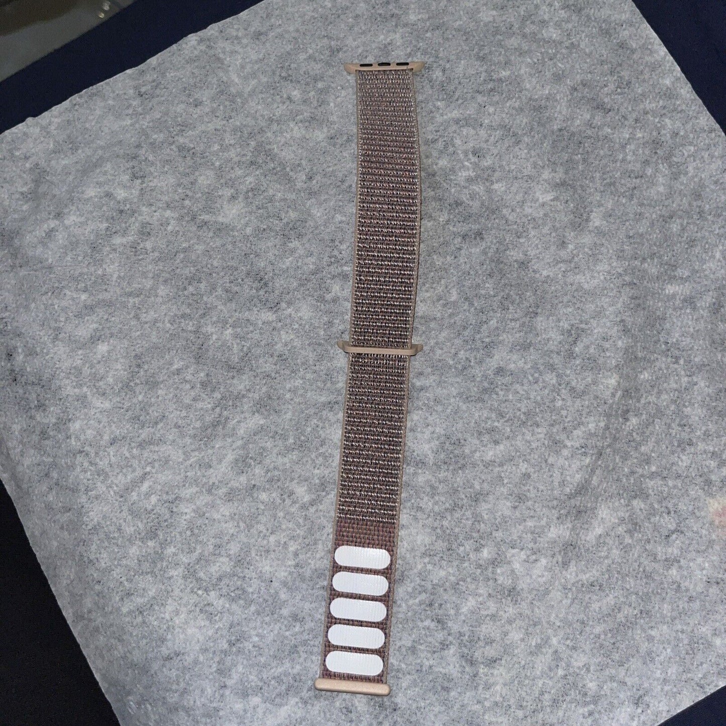 Apple Watch Stretchable Band Fits 38 To 40 And 41 Mm. Fits Series 456789SE. ￼