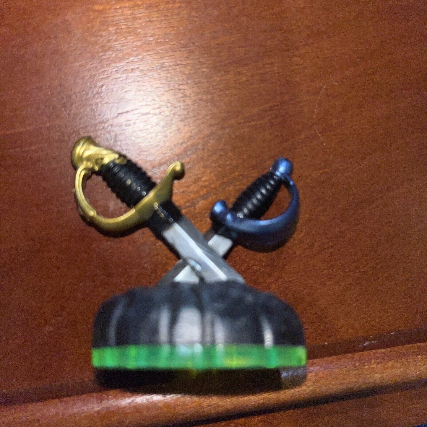 Skylanders Ghost Swords With Cards ￼