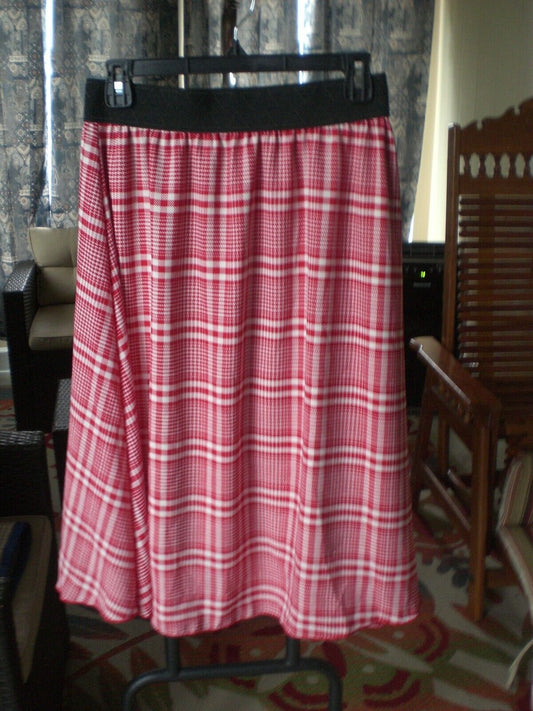 NWT LuLaRoe Red White Plaid Lola Skirt SMALL